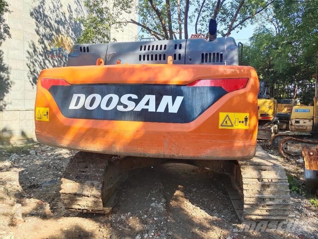Doosan DX 300 LC Paletli ekskavatörler