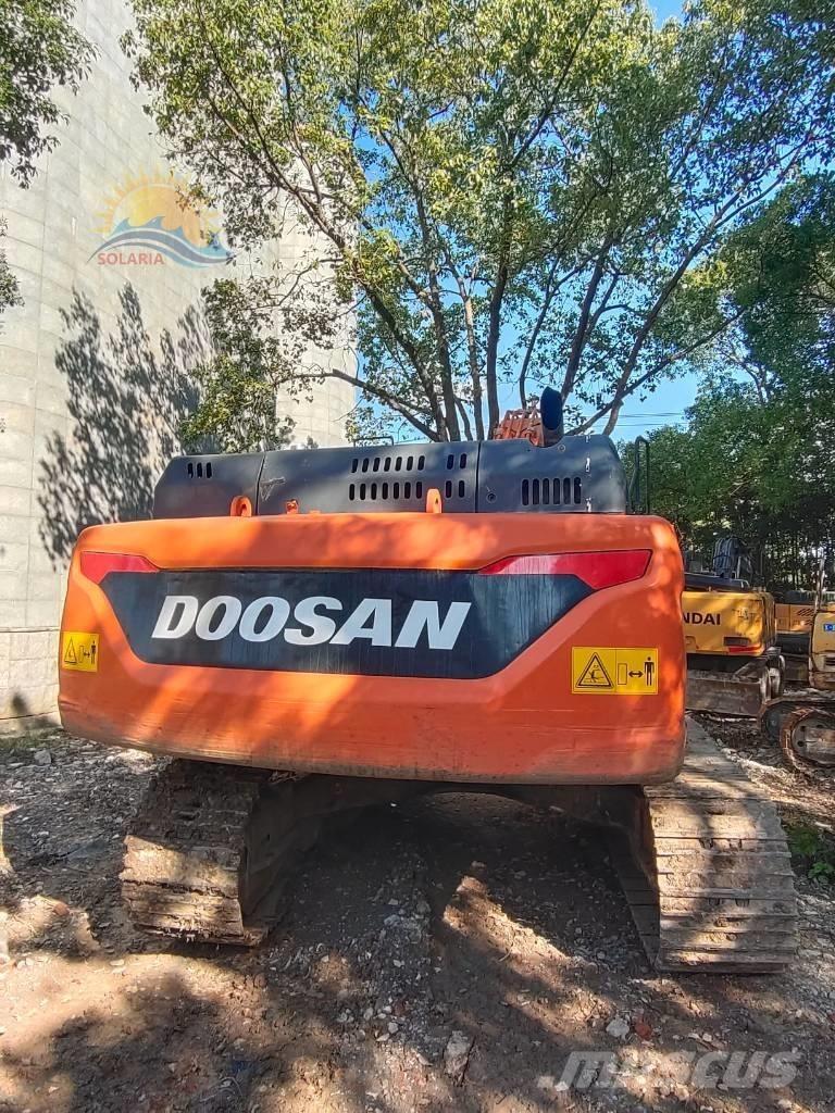 Doosan DX 300 LC Paletli ekskavatörler