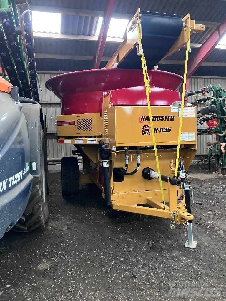 Haybuster H1135 Balya ögütücü, kesici ve açicilar