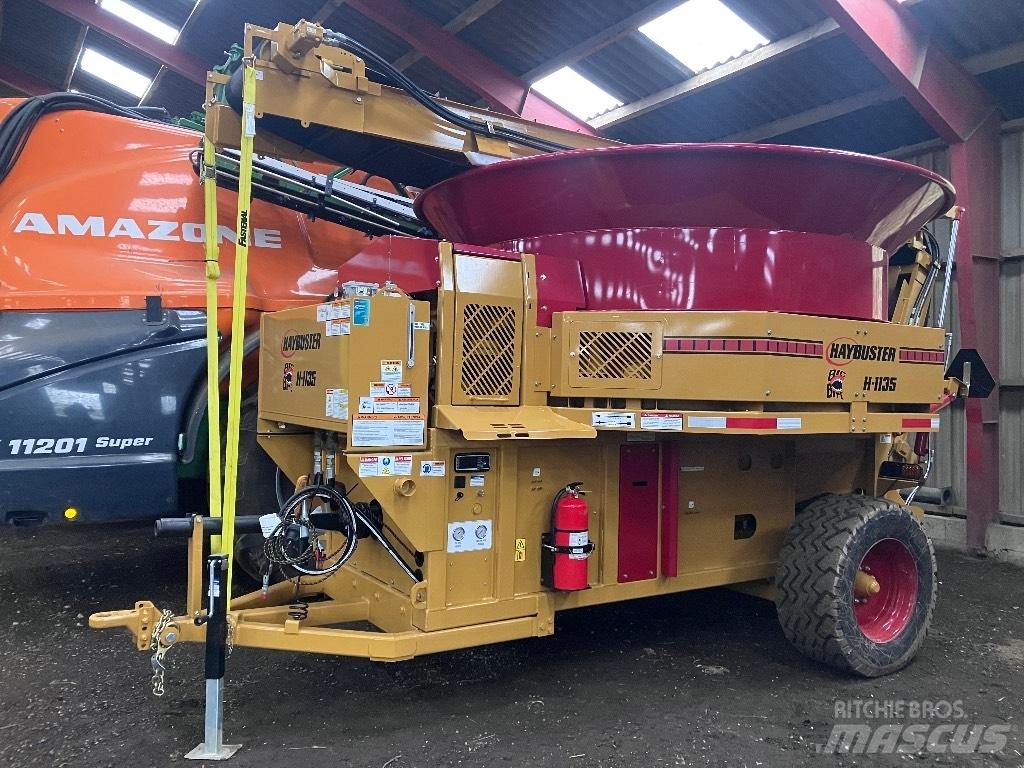 Haybuster H1135 Balya ögütücü, kesici ve açicilar