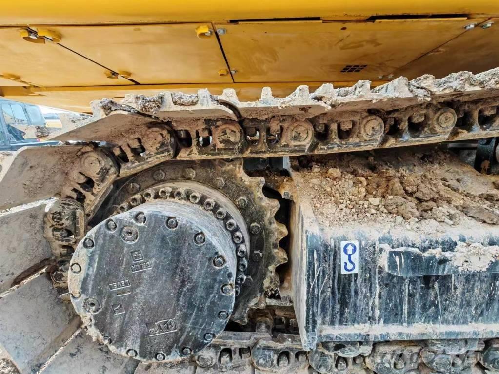 CAT 336 D Paletli ekskavatörler