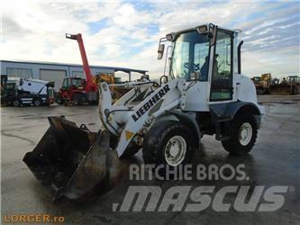 Liebherr L 506 Tekerlekli yükleyiciler