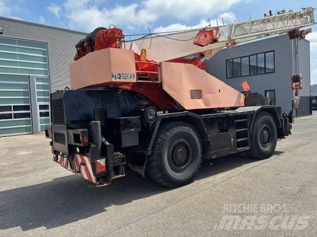 Tadano TR 300 EX Arazi Tipi Vinçler (RT)