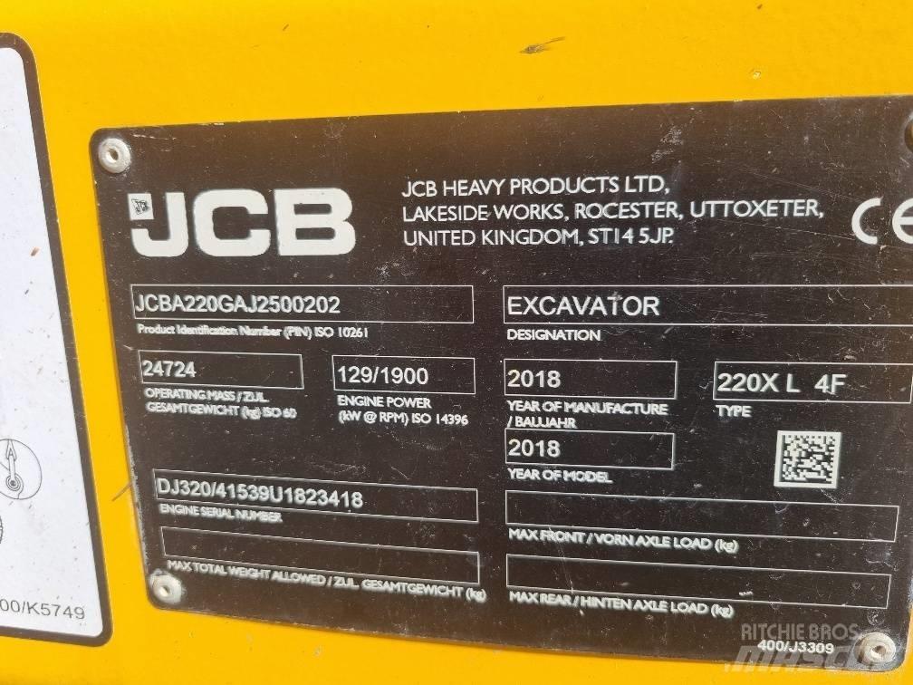 JCB 220 XL 4F Paletli ekskavatörler