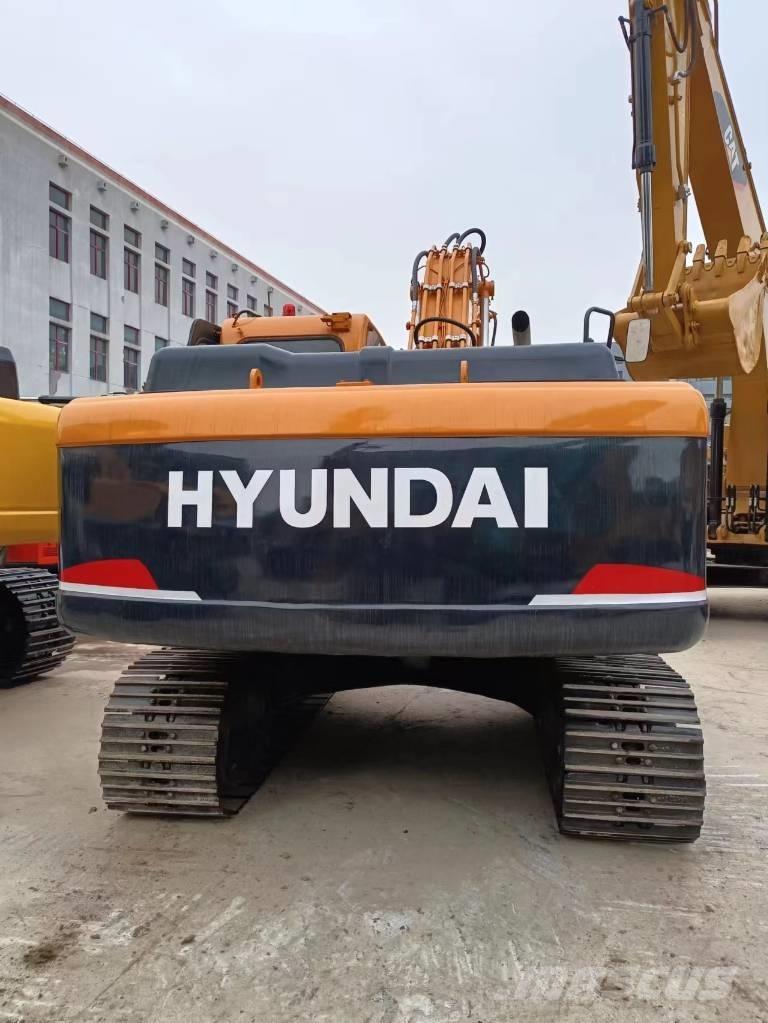 Hyundai 220LC-9S Paletli ekskavatörler