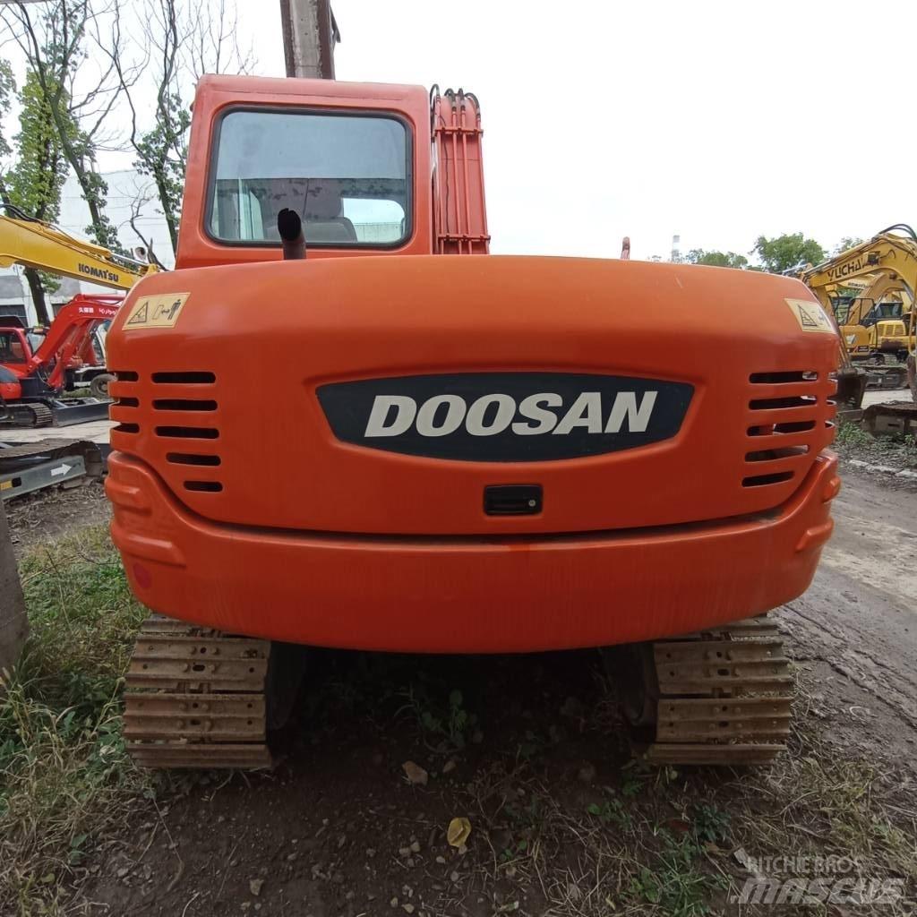 Doosan DH 80 Mini ekskavatörler, 7 tona dek