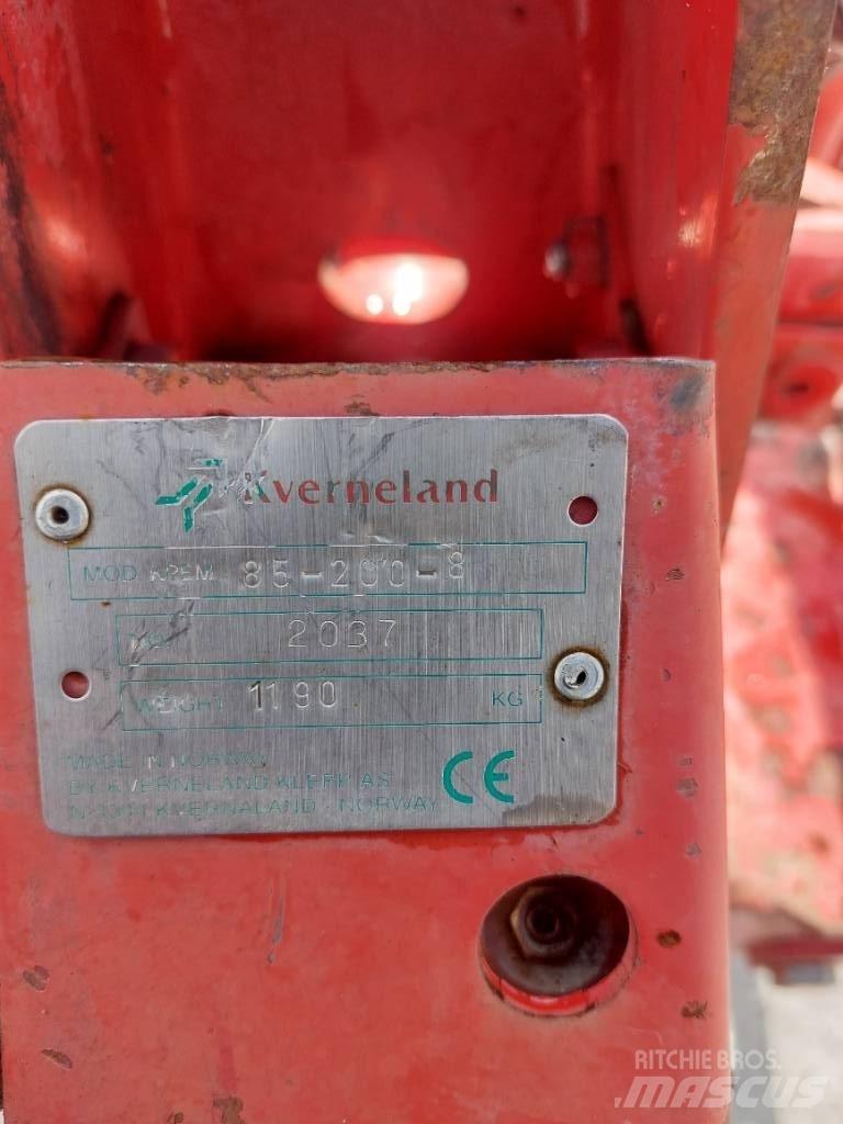 Kverneland EM 85 4 Döner pulluklar