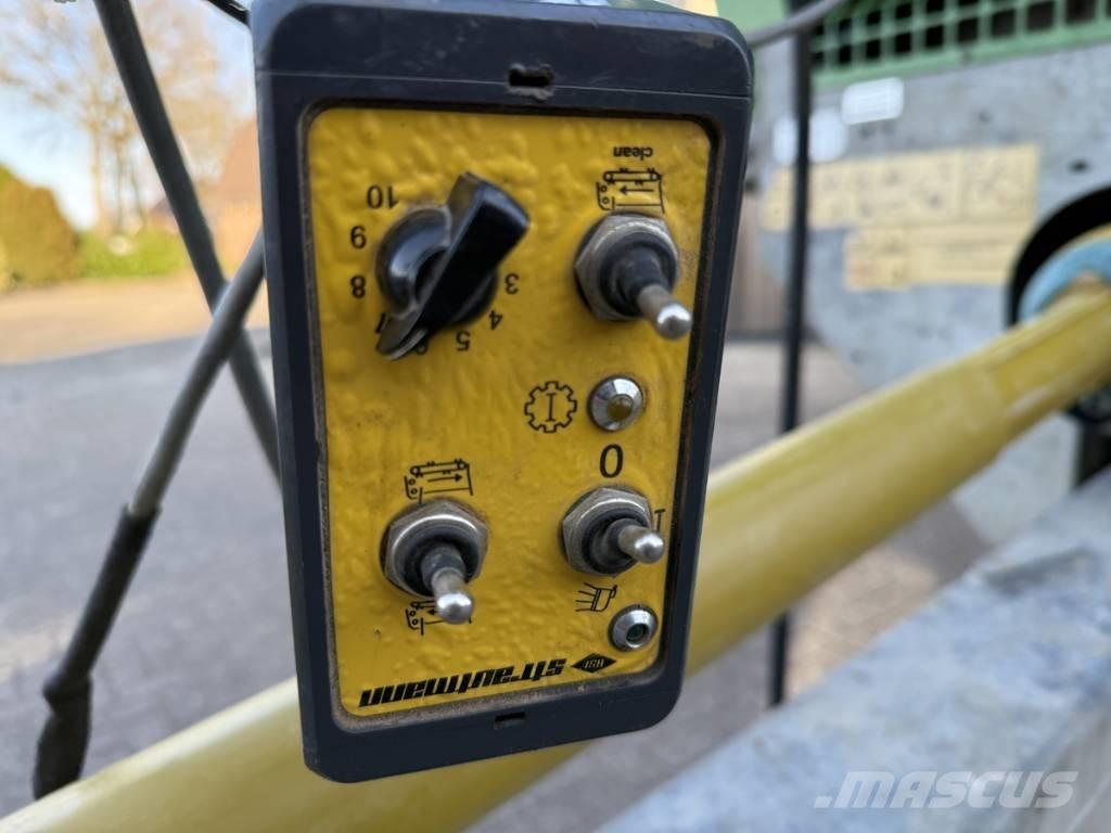 Strautmann TS 160 Gübre dagitma tankerleri