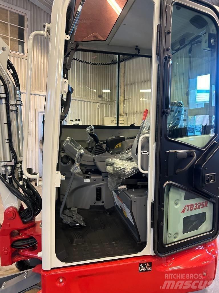 Takeuchi TB325 Mini ekskavatörler, 7 tona dek