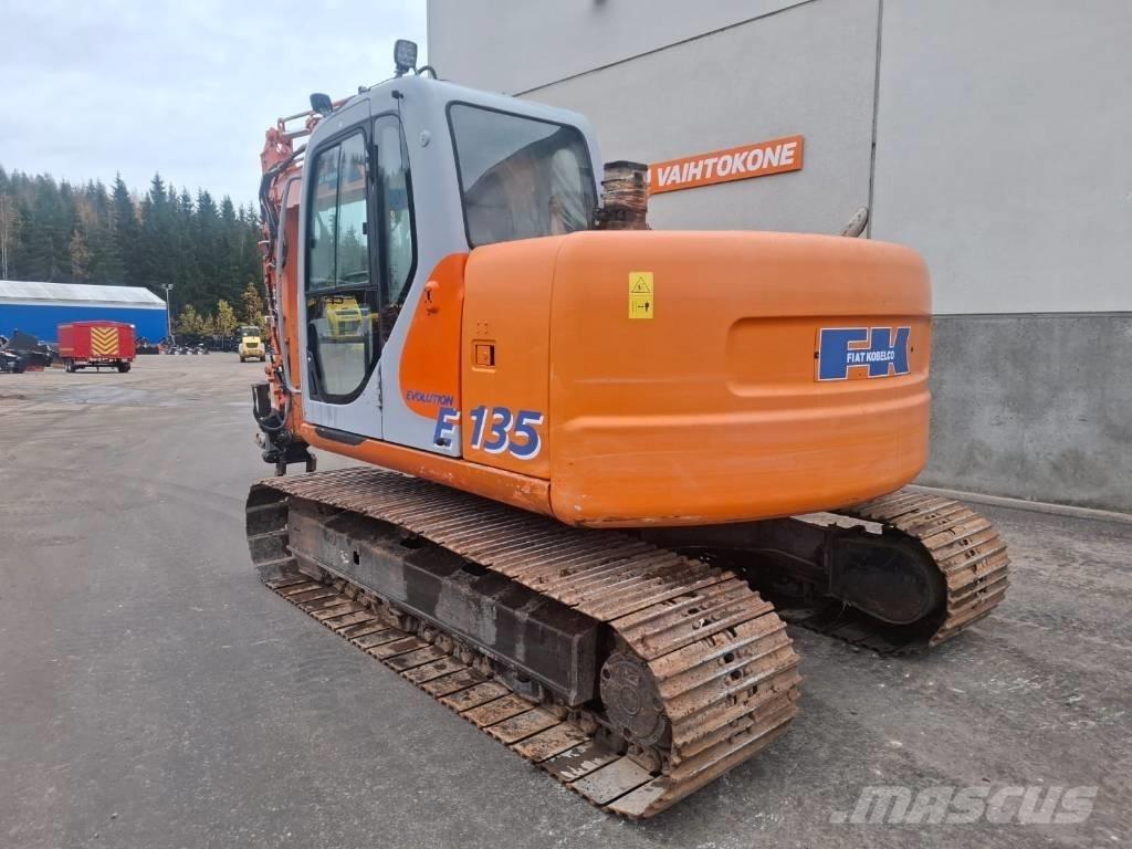 Fiat-Kobelco E 135 Paletli ekskavatörler