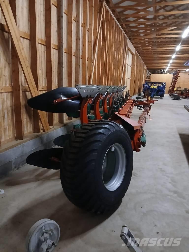 Kverneland PB100-8 Döner pulluklar