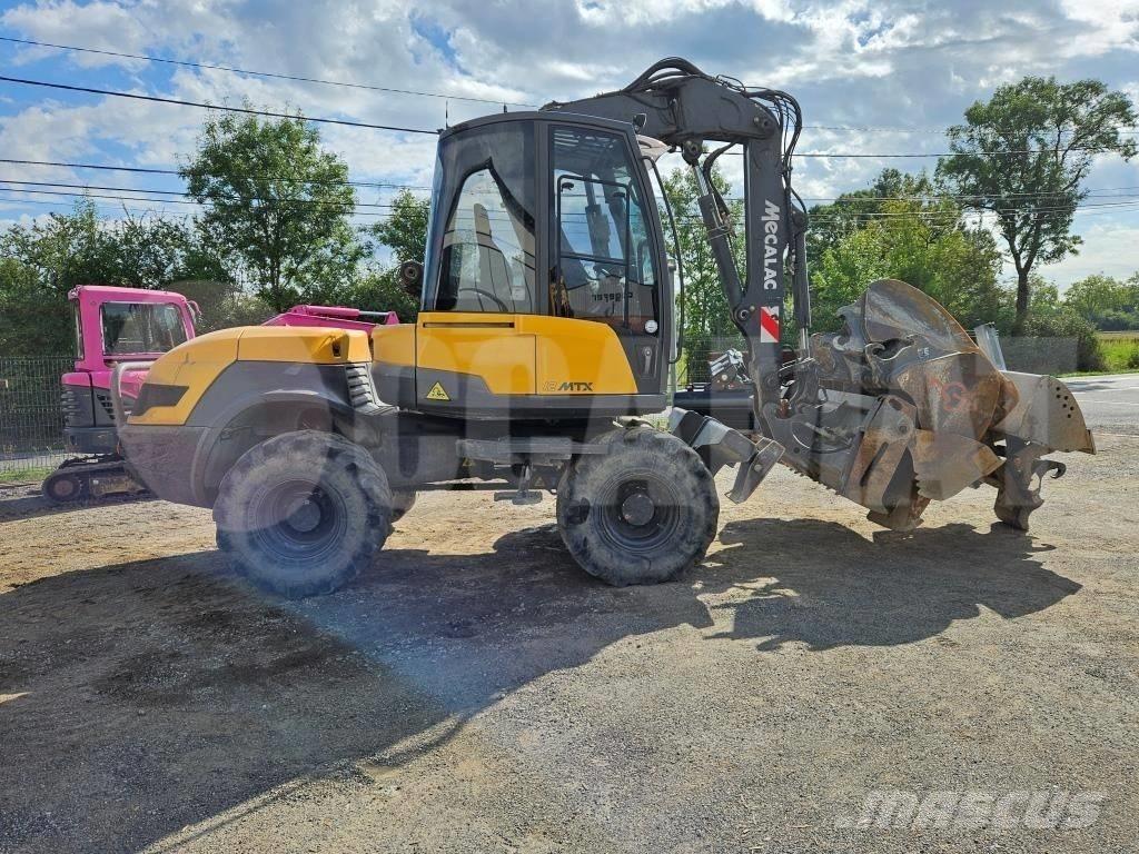Mecalac 12 MTX Lastik tekerli ekskavatörler