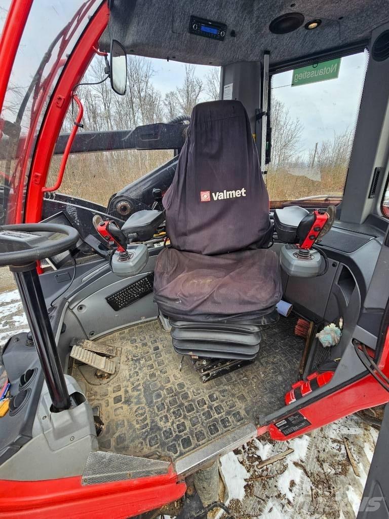 Komatsu 951 Biçerdöverler