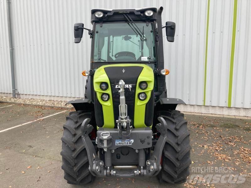 CLAAS NEXOS 260 L Traktörler