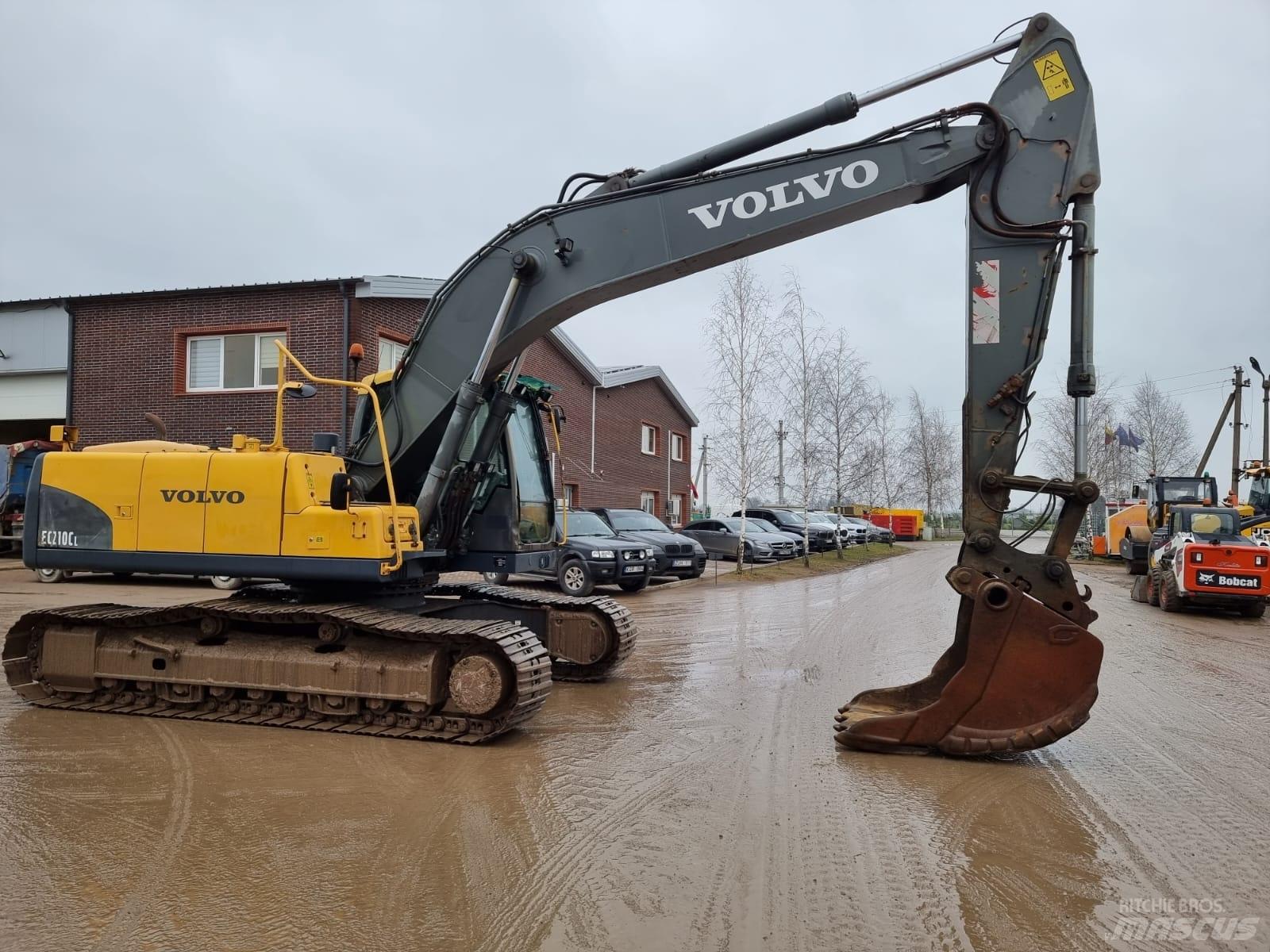 Volvo EC 210 C Paletli ekskavatörler