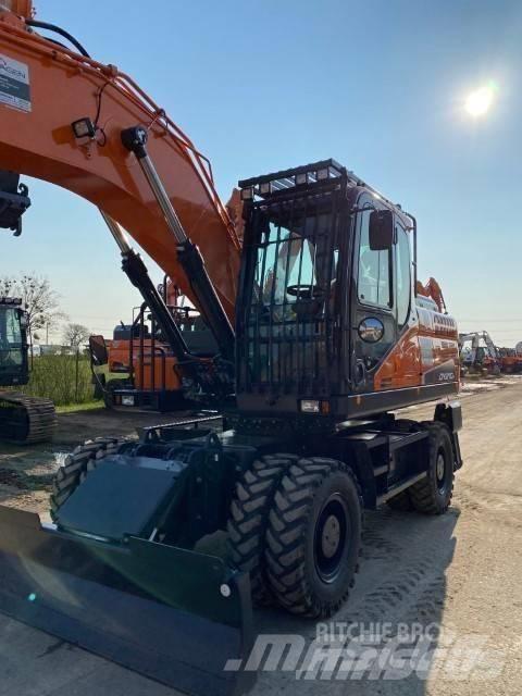 Doosan DX 210 W Lastik tekerli ekskavatörler