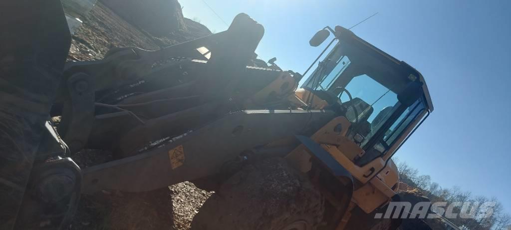 Volvo L 120 G Tekerlekli yükleyiciler