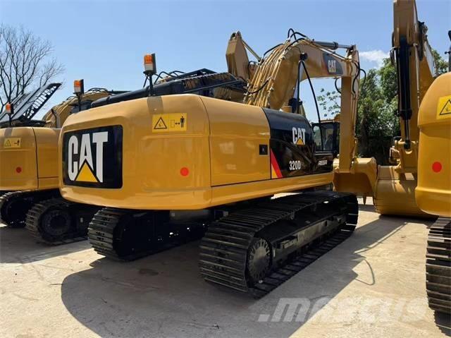 CAT 320 D Paletli ekskavatörler