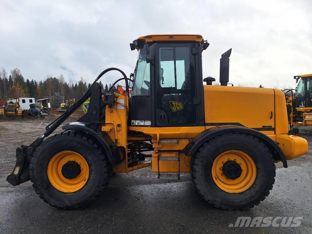 JCB 412 S Tekerlekli yükleyiciler