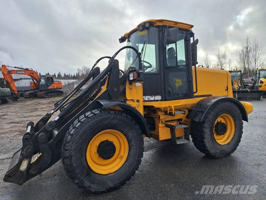 JCB 412 S Tekerlekli yükleyiciler