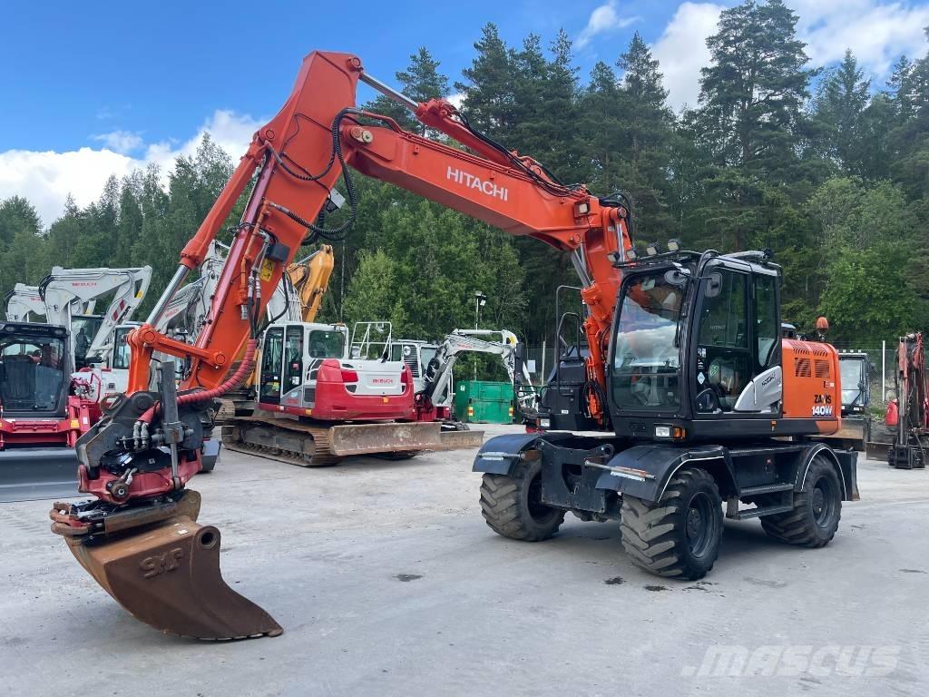 Hitachi 140W Lastik tekerli ekskavatörler