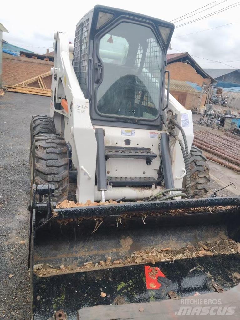 Bobcat S 300 Skid steer loderler