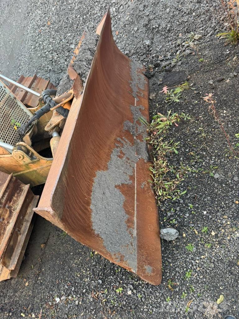 CASE 1150 E Paletli dozerler