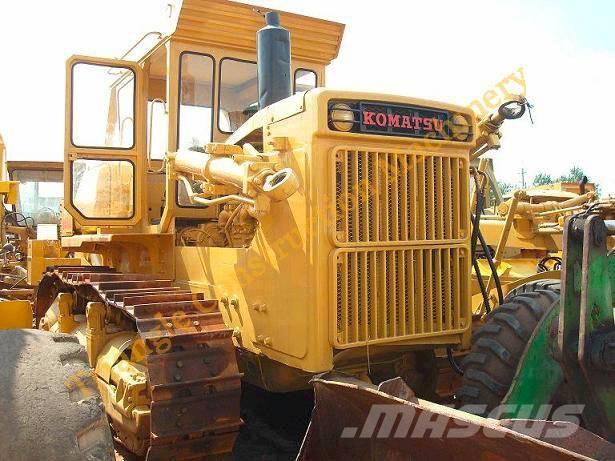 Komatsu d155a-1 Paletli dozerler