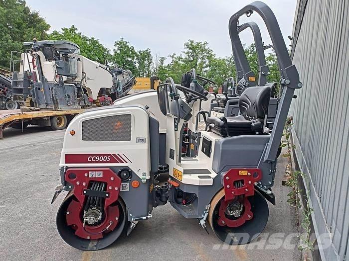 Dynapac CC900S Çekilir titreşimli silindirler