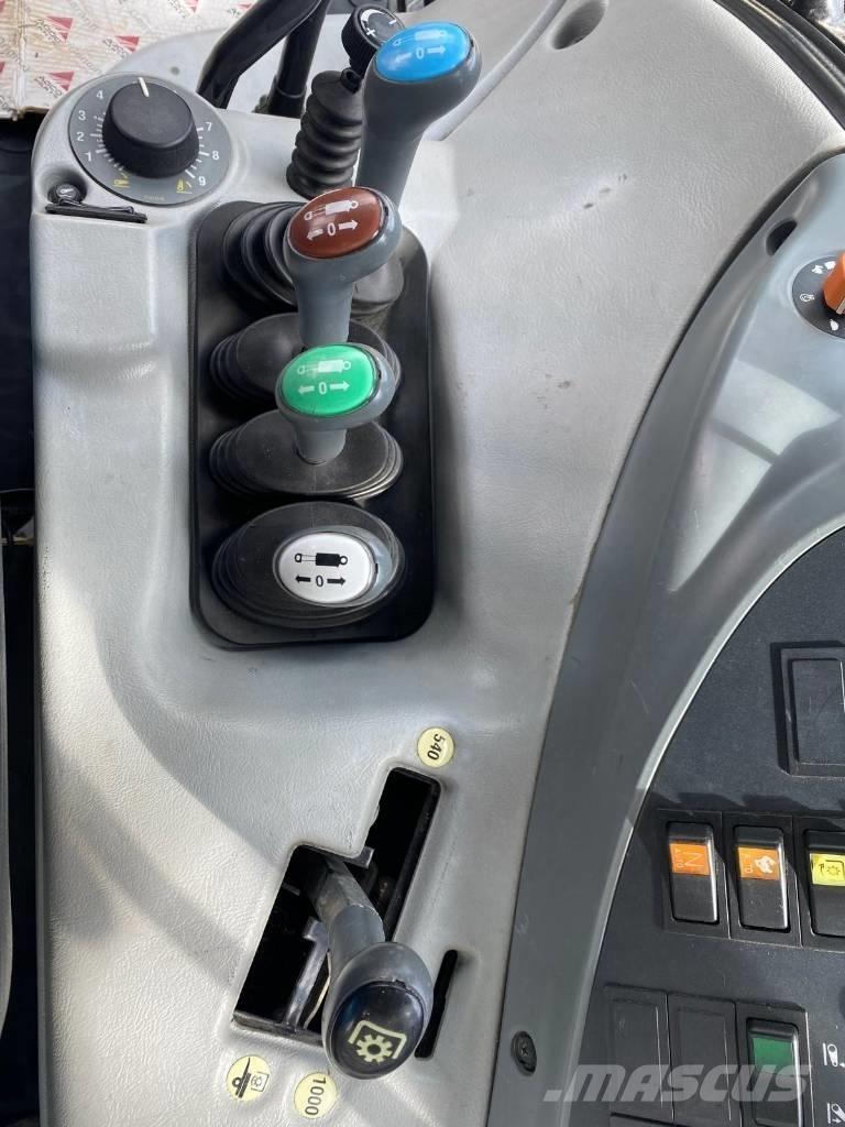 Valtra T 121 HT Traktörler
