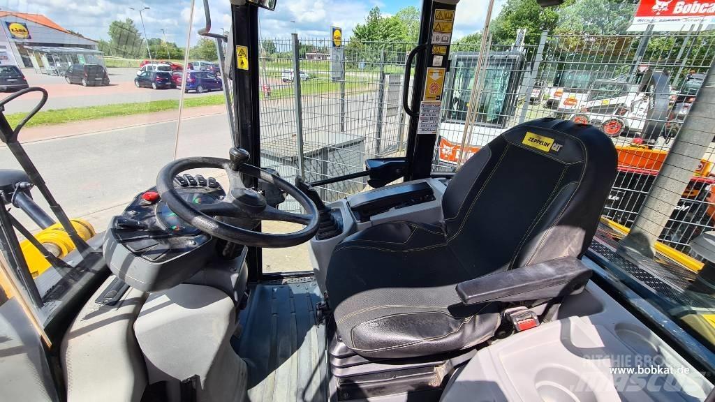 CAT 908 Tekerlekli yükleyiciler