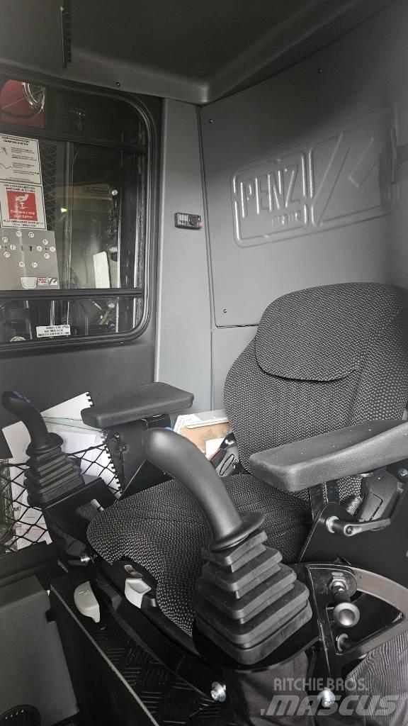 Penz 12Z9.50 Vinç ve yükleyiciler