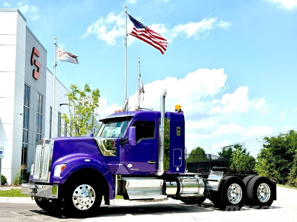 Kenworth W 990 Çekiciler