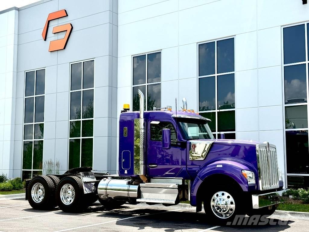 Kenworth W 990 Çekiciler