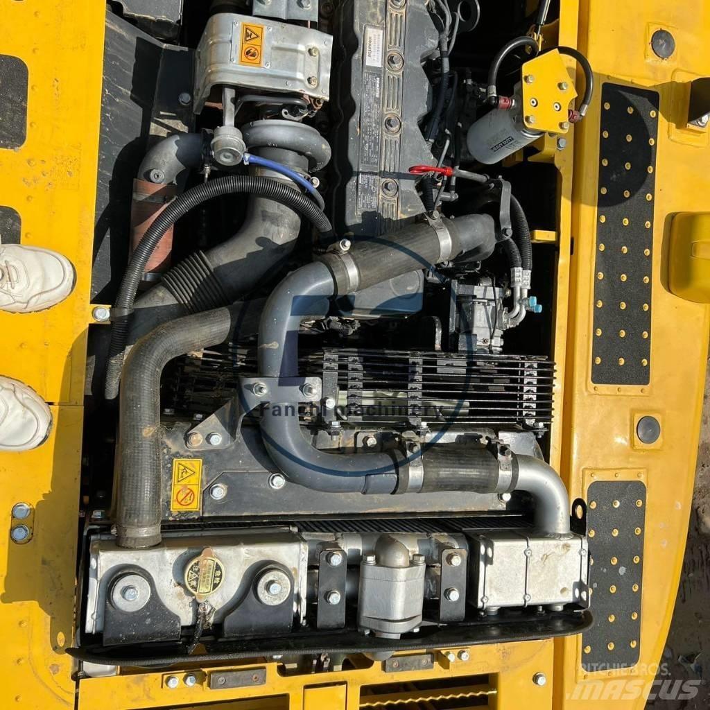 Komatsu PC 200 Paletli ekskavatörler