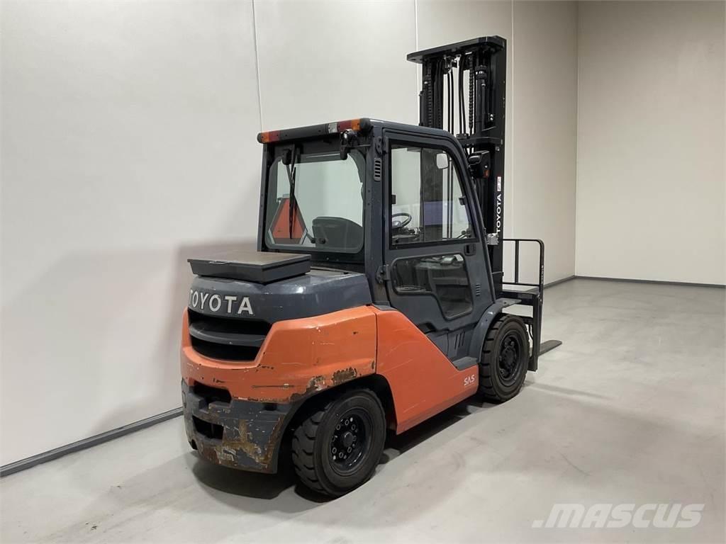 Toyota 40-8FD40N Dizel forkliftler