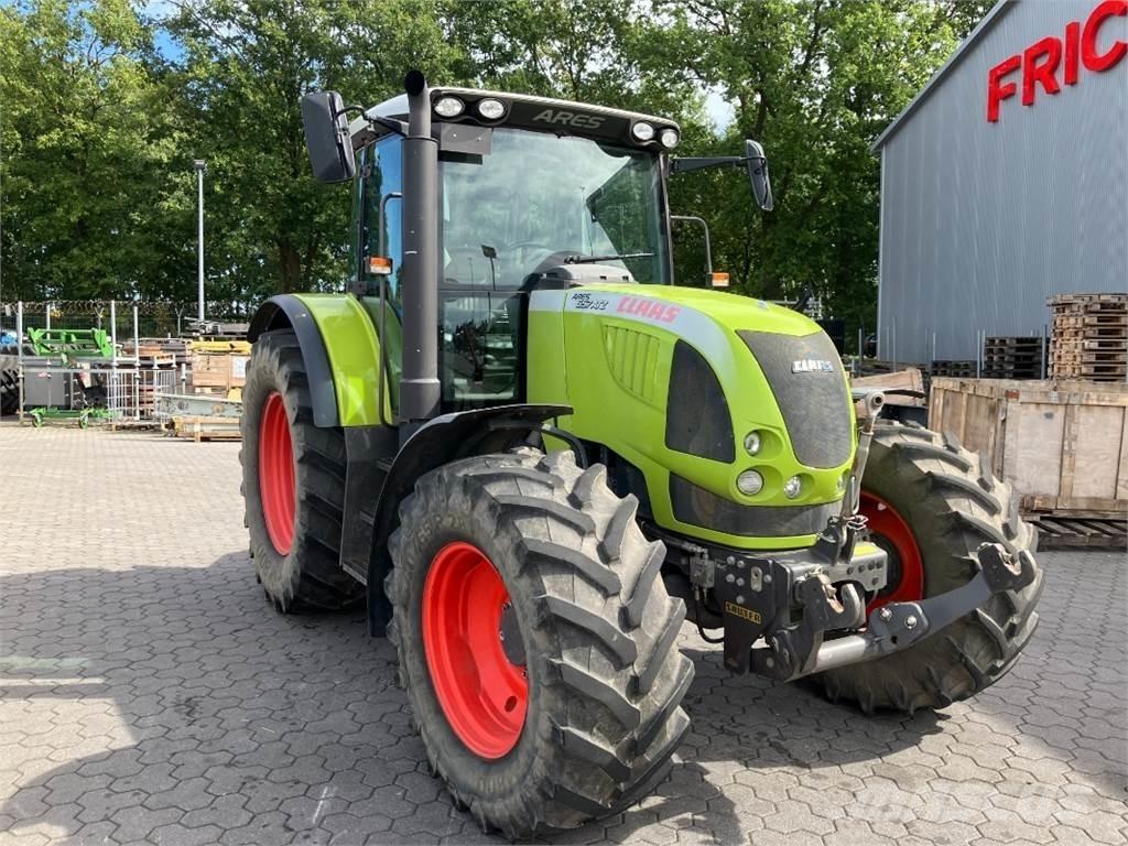 CLAAS Ares 657 Traktörler