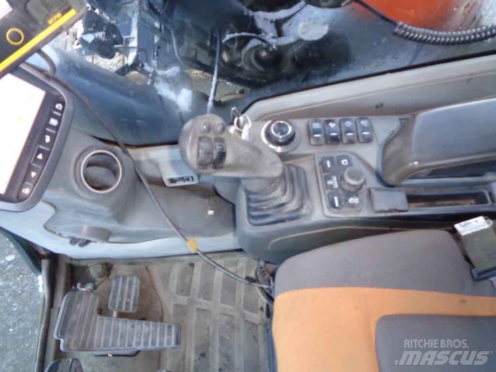 Doosan DX 235 Paletli ekskavatörler