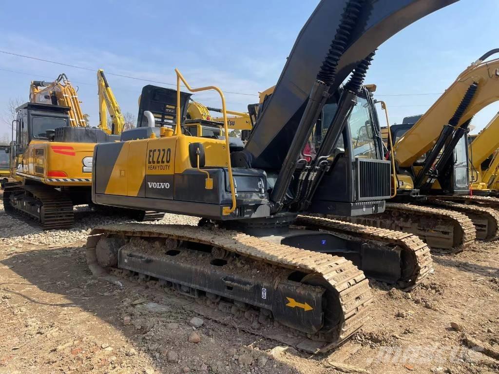 Volvo ec220 Paletli ekskavatörler