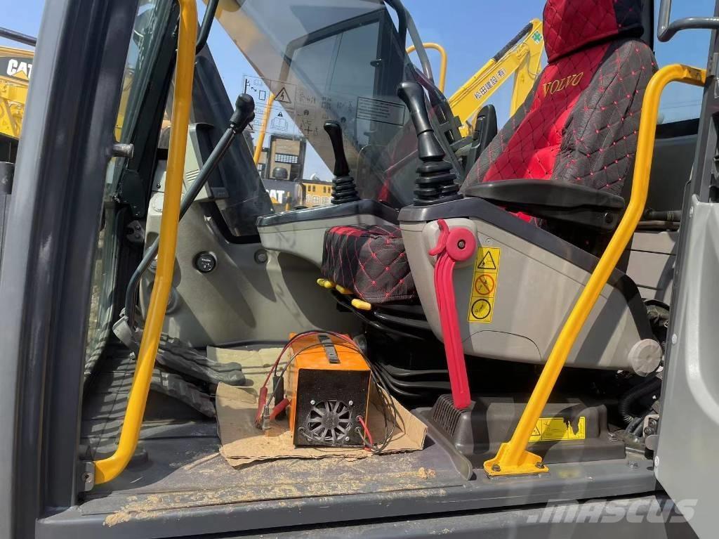 Volvo ec220 Paletli ekskavatörler
