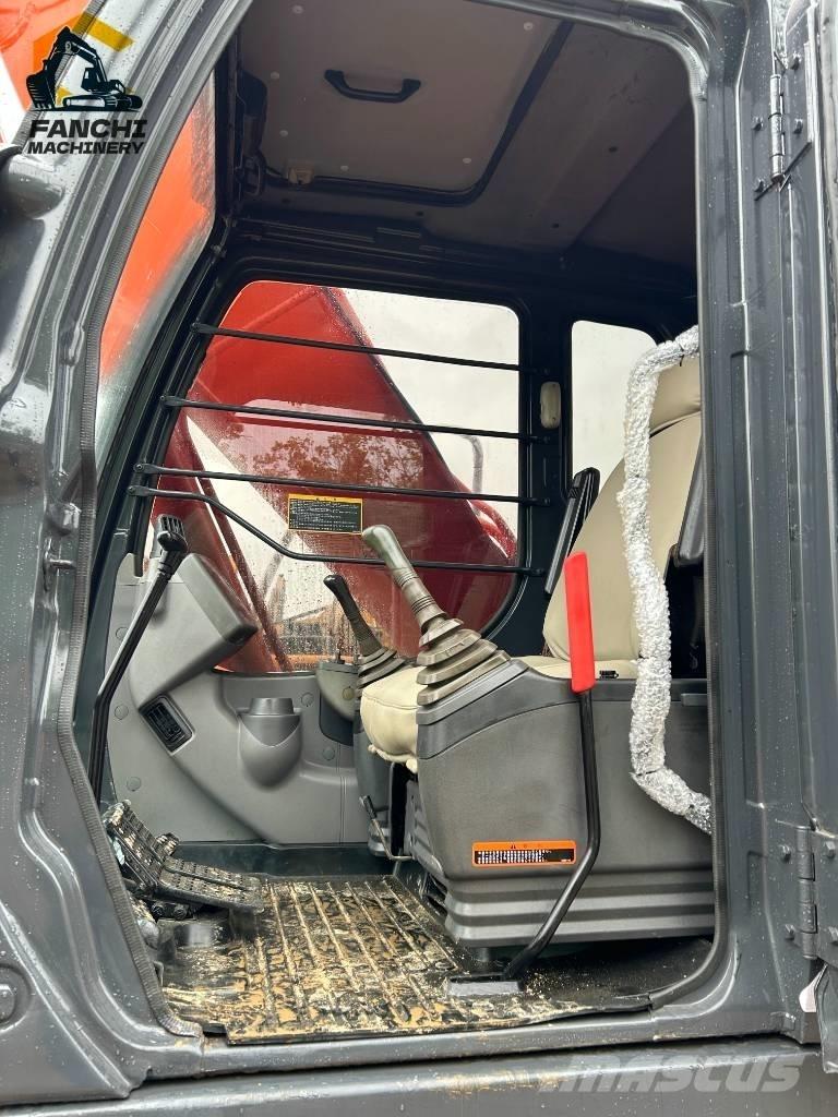 Hitachi 210LC Paletli ekskavatörler