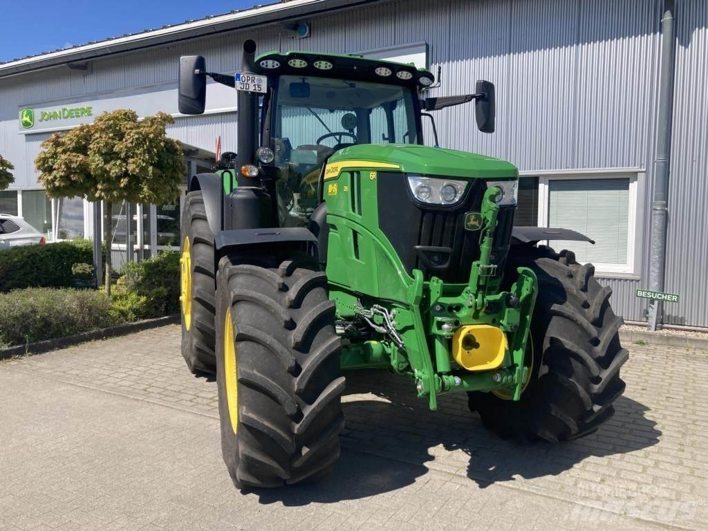 John Deere 6R215 Traktörler