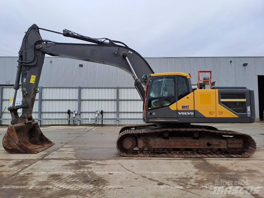 Volvo EC300EL Paletli ekskavatörler