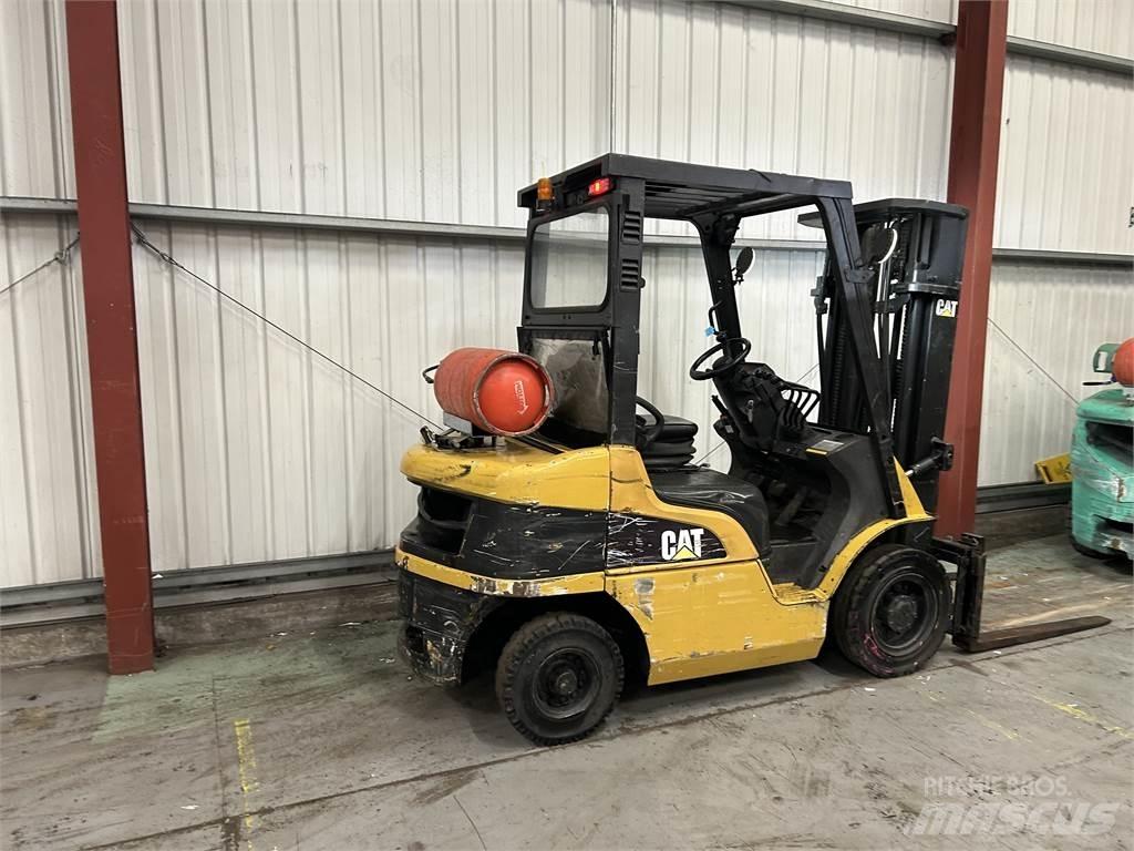 CAT GP25NT LPG'li forkliftler