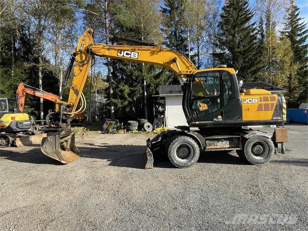 JCB 175W Plus Lastik tekerli ekskavatörler