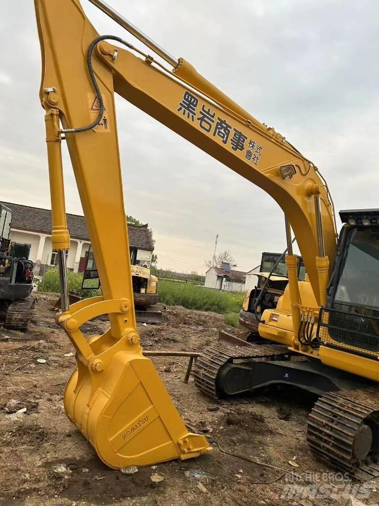 Komatsu PC 130 Paletli ekskavatörler