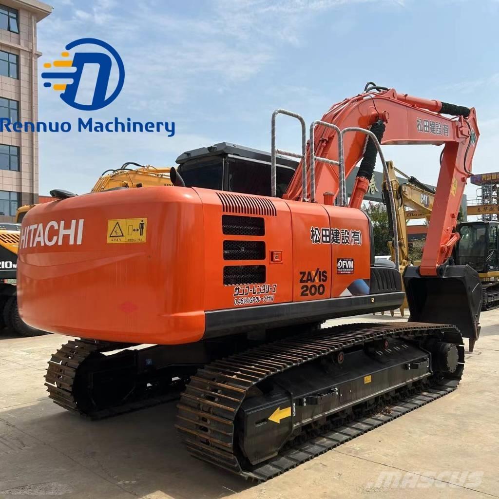 Hitachi ZX 200 Paletli ekskavatörler