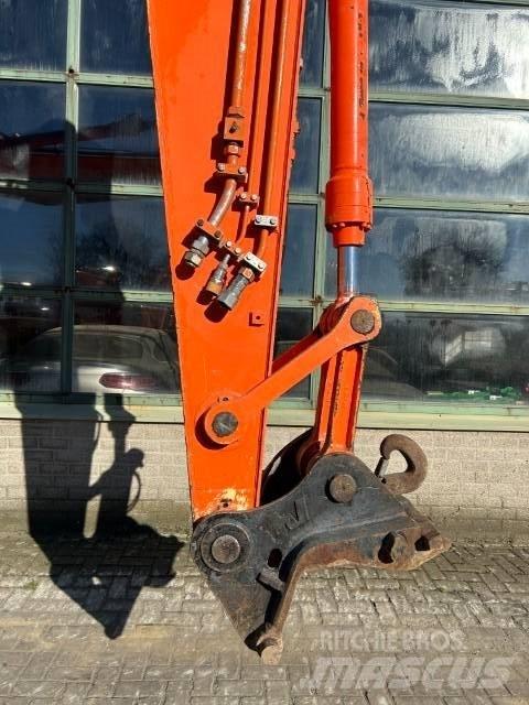 Hitachi ZX 160 W Lastik tekerli ekskavatörler