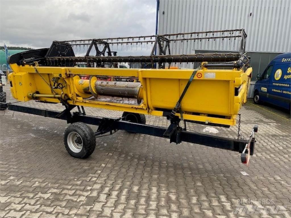 New Holland CX780 Biçerdöverler