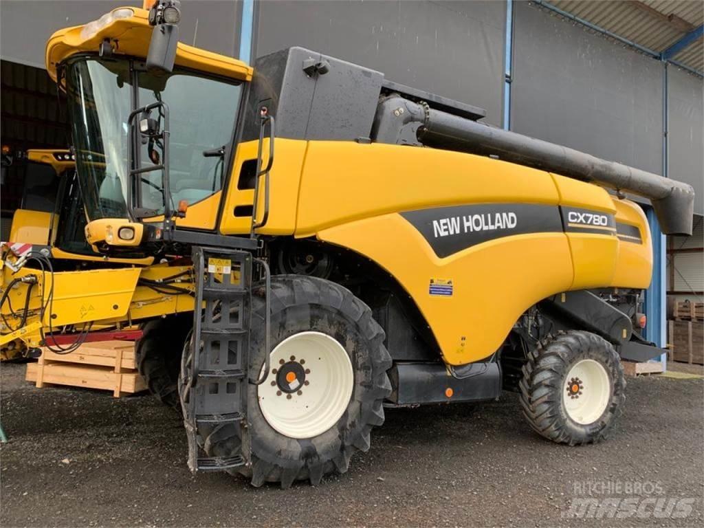 New Holland CX780 Biçerdöverler